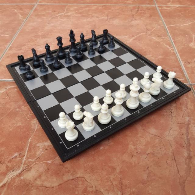 Papan Catur Magnet Lipat Portable - Mainan Magnetic Chess Board Game