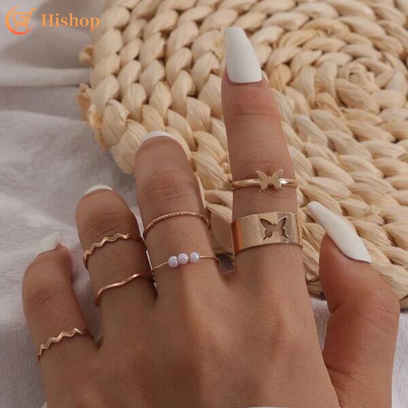 7pcs / Set Cincin Desain Kupu-Kupu Aksen Mutiara Warna Emas Untuk Wanita