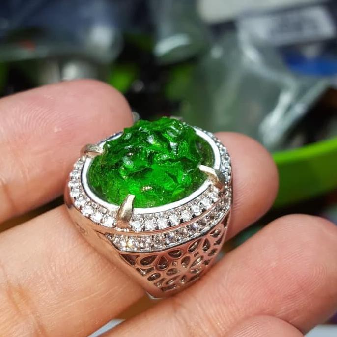 Batu Meteor Moldavite Natural Warna Seger Plus Memo D26 Terbaru