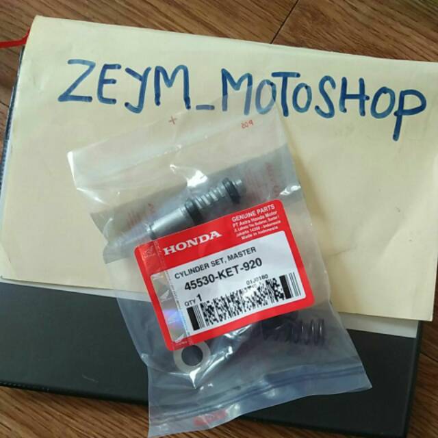 SEAL MASTER REM DEPAN SUPRA CYLINDER  SET SEAL MASTER REM DEPAN SUPRA GRAND KET