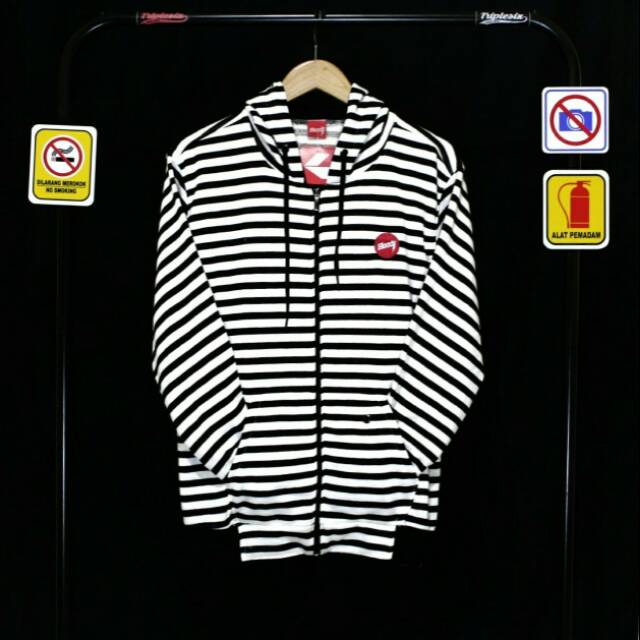 Sweater jumpper pria garis salur