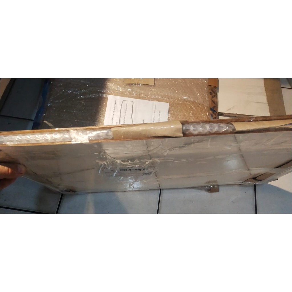 PACKINGAN KAYU PELINDUNG ACRYLIC