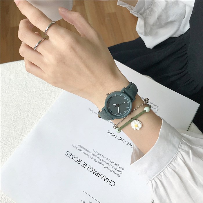 OVERFLOWS.ID Jam Tangan Analog Bulat Strap Kulit Suede Empuk Kecil Model simple Ala Korea