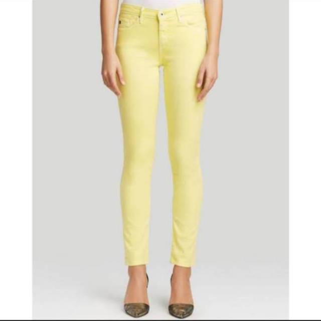 Preloved celana jeans lea size S