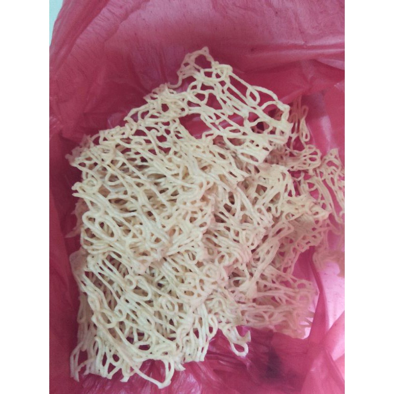 

Kerupuk Mi Yeye 200 gr Medan Deli Serdang