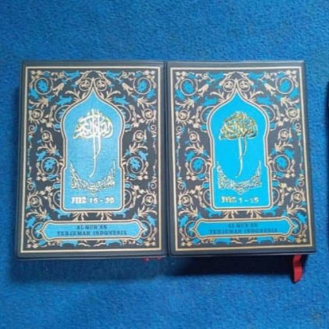 AL QURAN TERJEMAH AL QUDDUS Kudus 2 Jilid - Ukuran Saku