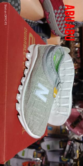 Sepatu slip on anak cowok balance import 193 - slip on anak import