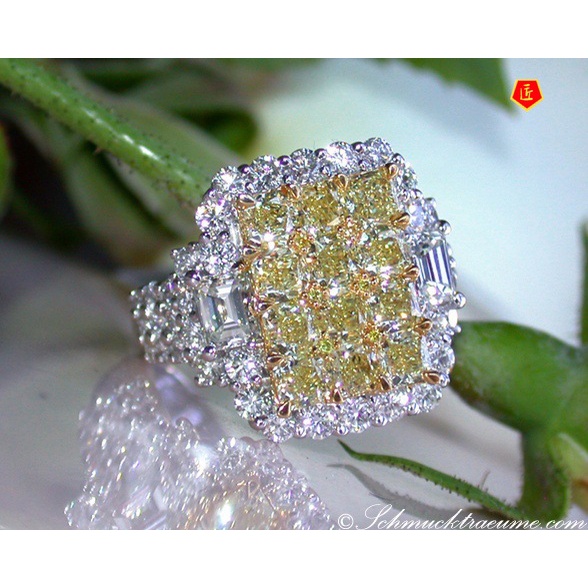 [Ready Stock]Luxury Inlaid Yellow Diamond Crystal Ring for Women