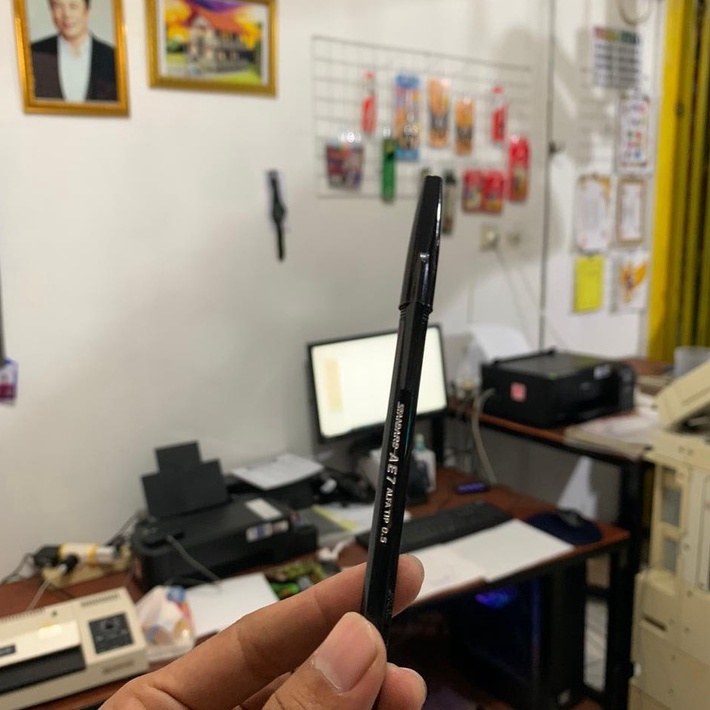 

Pena Standard A37 Black