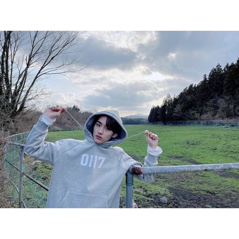 [PELUNASAN] HOODIE WAYV - 0117 ANNIVERSARY