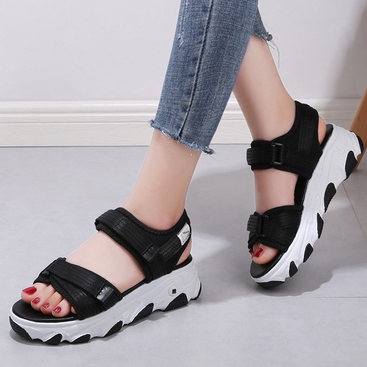 Sandal Wanita Import / Sendal FEMINNA Casual Korean Style Outdoor Traveling Santai