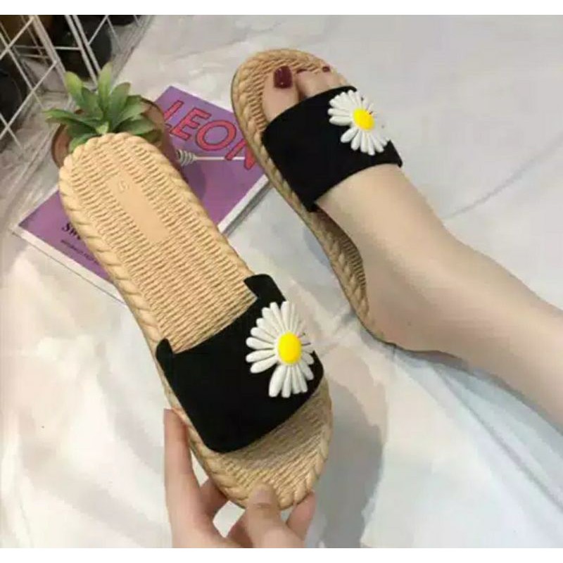 Sun-SONIA Sandal Selop Etnik Bunga Lily Sp639
