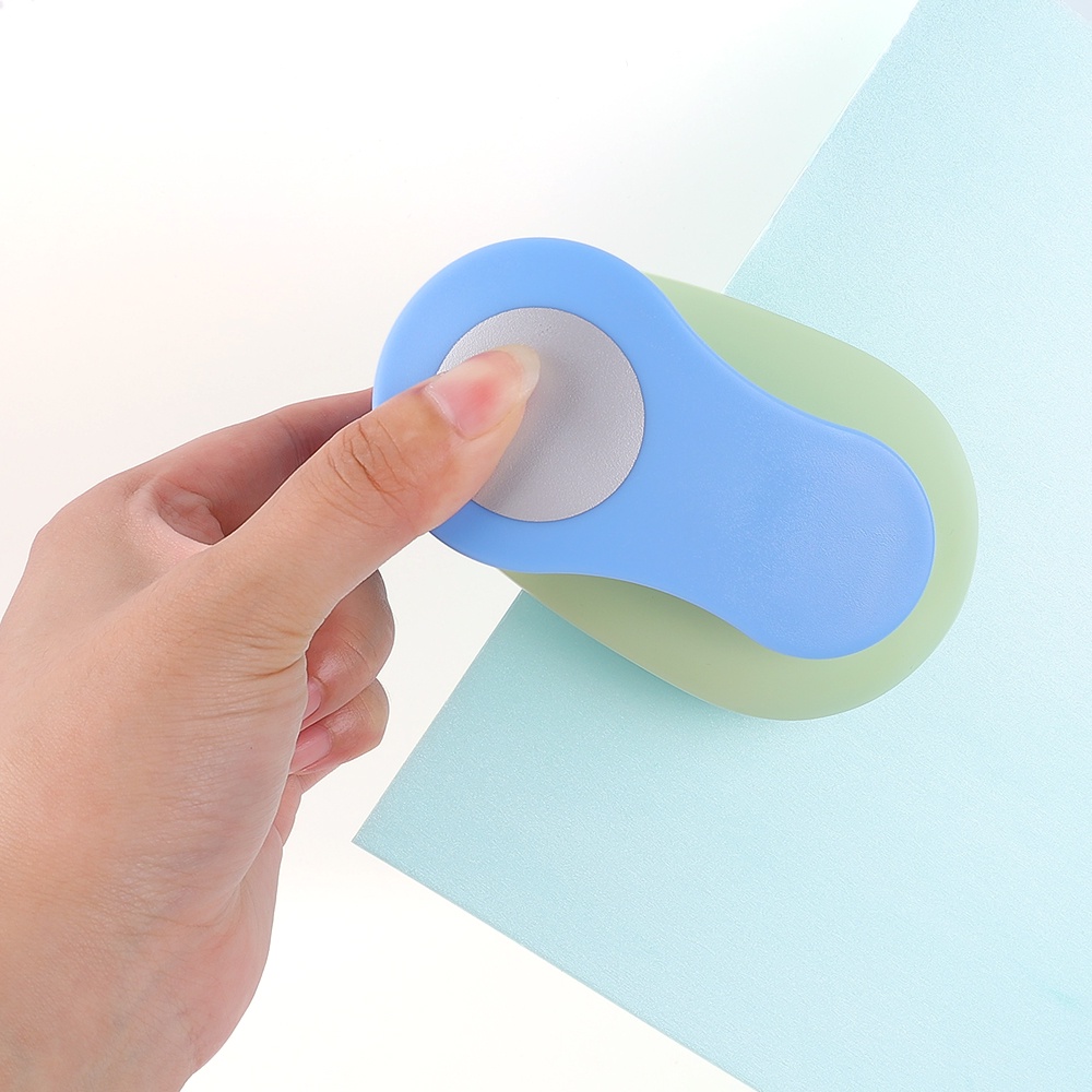 Aksesoris Puzzle Embosser Handmade DIY Bentuk Bulat Besar 2.5 / 5cm Warna Acak Untuk Anak