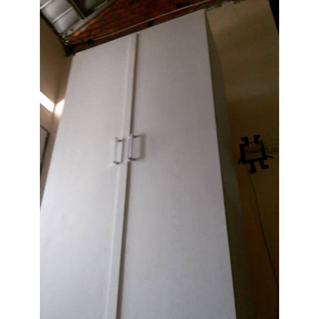 Lemari 2 Pintu