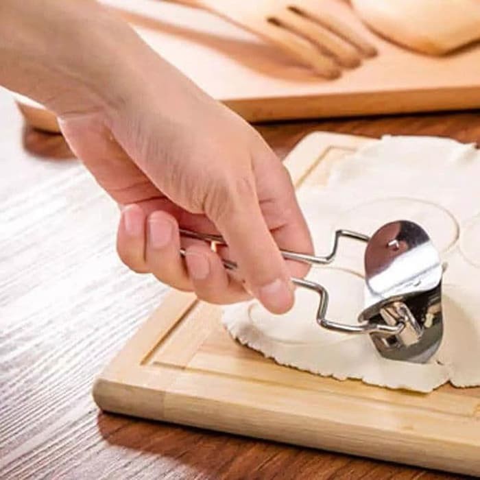 

Terbatas - Cetakan Adonan Pangsit/Dumpling/ Pie / Ravioli / Dough Press