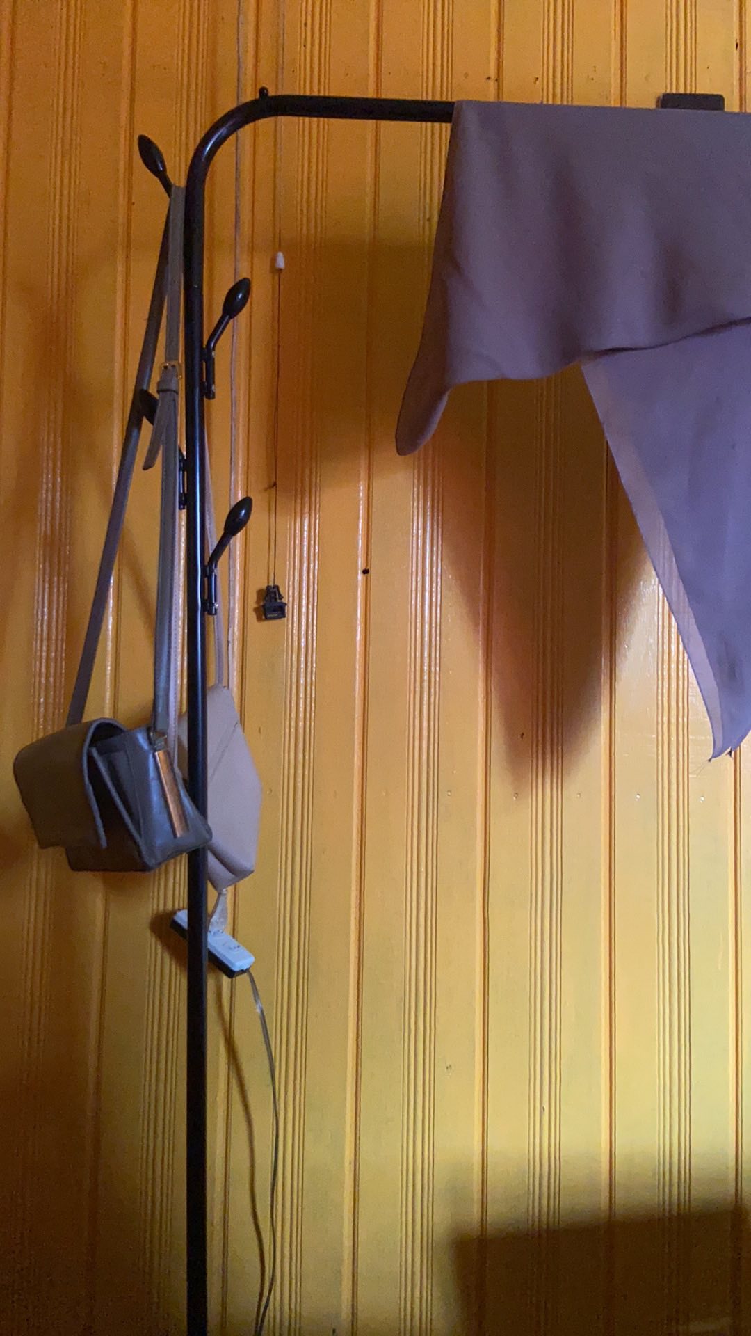 Gantungan Gawang, Standing Hanger Gawang, Big Stand