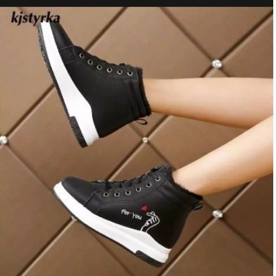 sepatu Wanita Terbaru sneakers boot for you