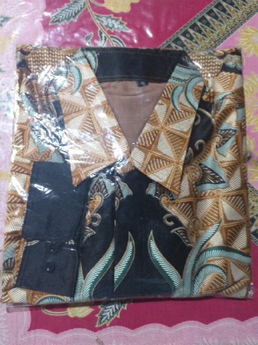 Kemeja Batik Semi Sutra Silky Premium Puring Istimewa