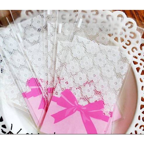 

100 pcs Plastik Fancy Cookies Permen Accessories Pink Lace Bow 7x10