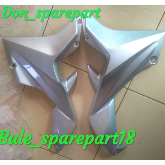 Cover sayap depan bagian bawah honda blade lama silver