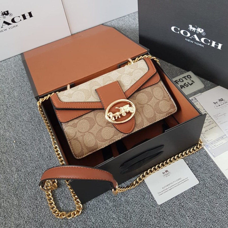 Fashion tas wanita elegant kualitas import Batam / COACH