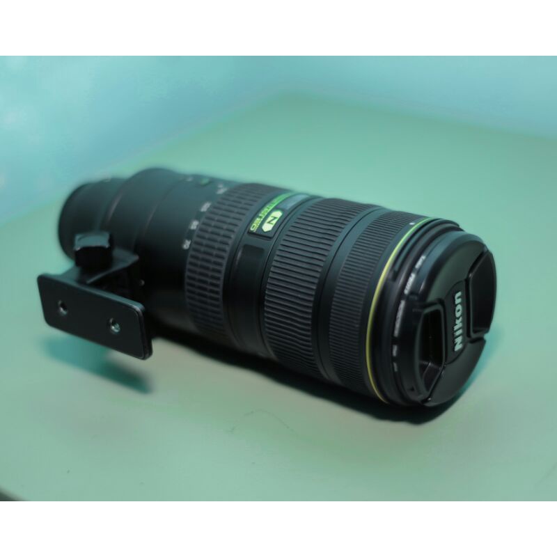 lensa nikon 70-200 mm F 2.8