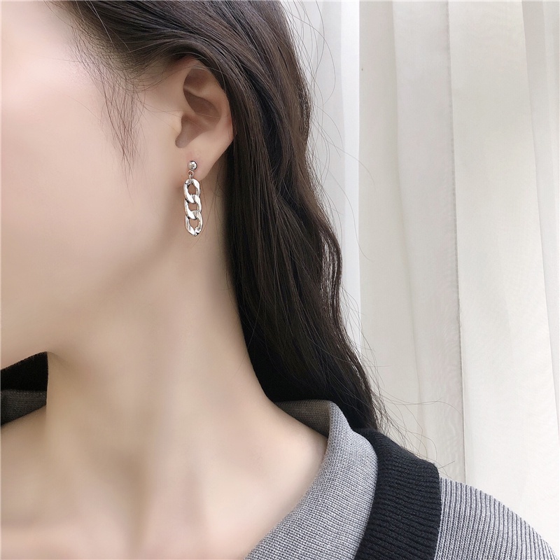 Anting Rantai Panjang Gaya Korea