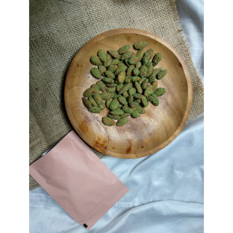 

Kacang Almond panggang