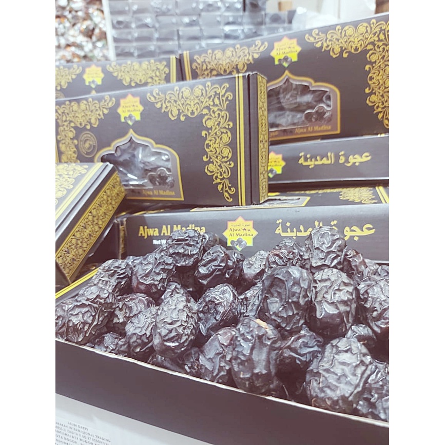 

Kurma Ajwa Asli Original 100% Madinah Kurma Nabi 1kg kemasan Dus Premium Anti Pecah