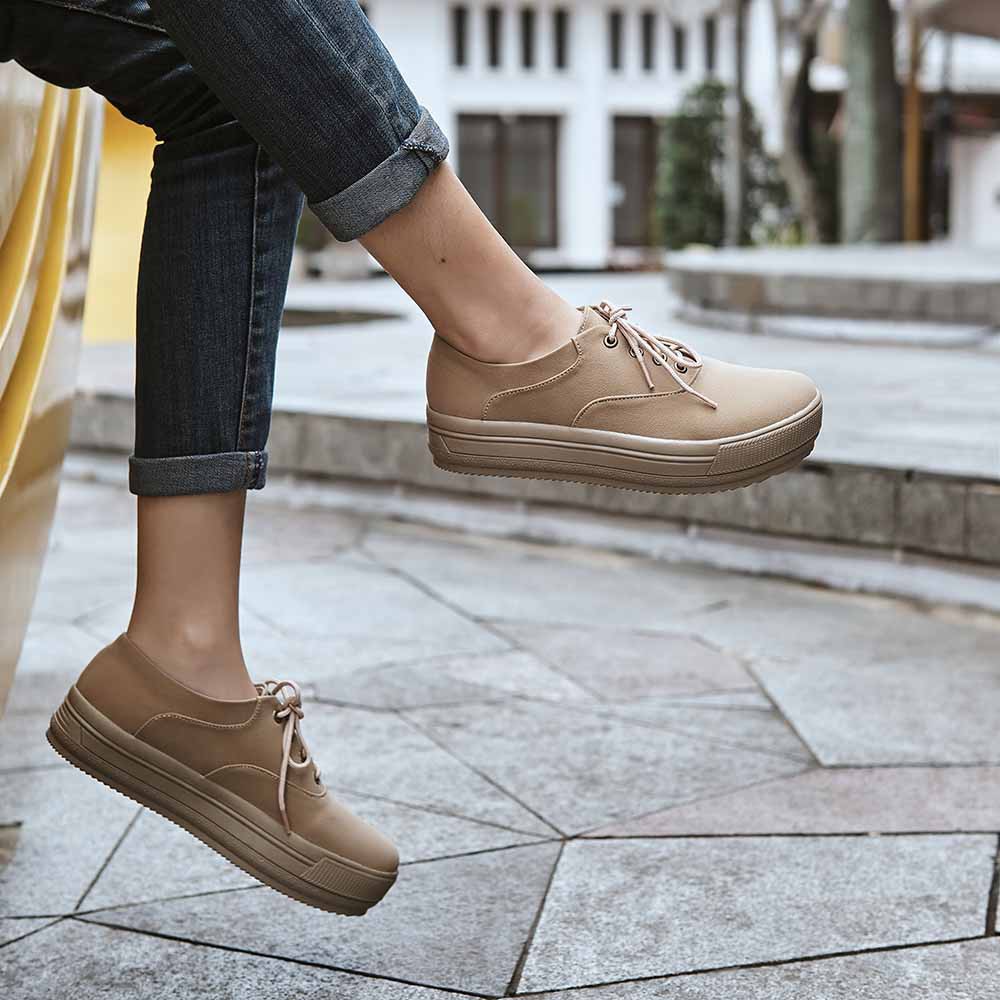 Sepatu Sneakers Wanita Premium CASUAL STYLE-2