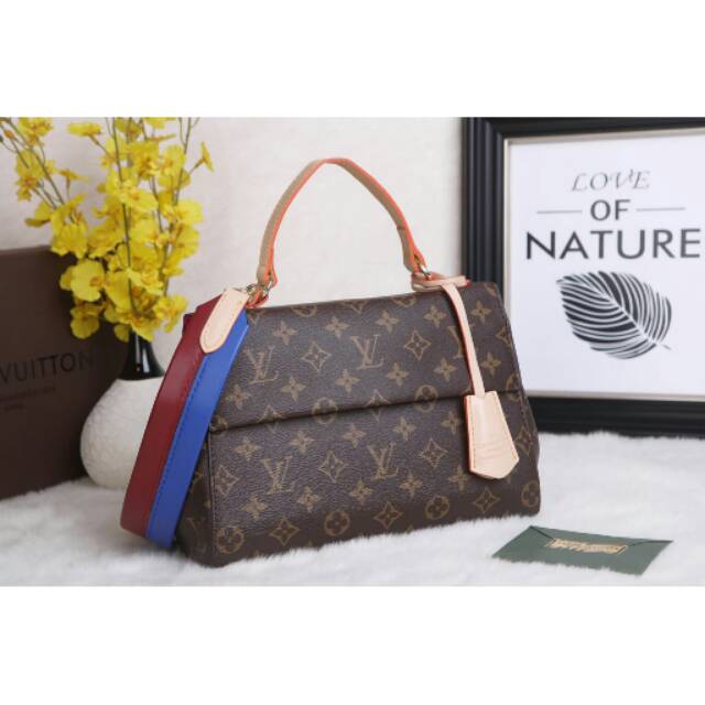 Louis Vuitton Cluny Monogram
Code : Lv 42738#