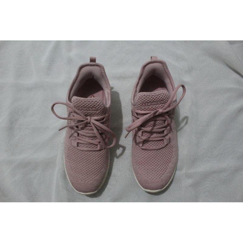 [Preloved] Airwalk Joan Women's Sneakers Shoes - Dusty Pink