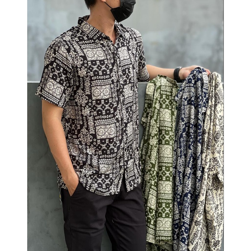 Mokokomo Kemeja Pria Motif Pd-61 Kemeja Pantai Lengan Pendek Kemeja casual