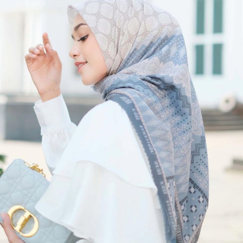 Dirgahayu Scarf Bajawa Denim VANILLAHIJAB
