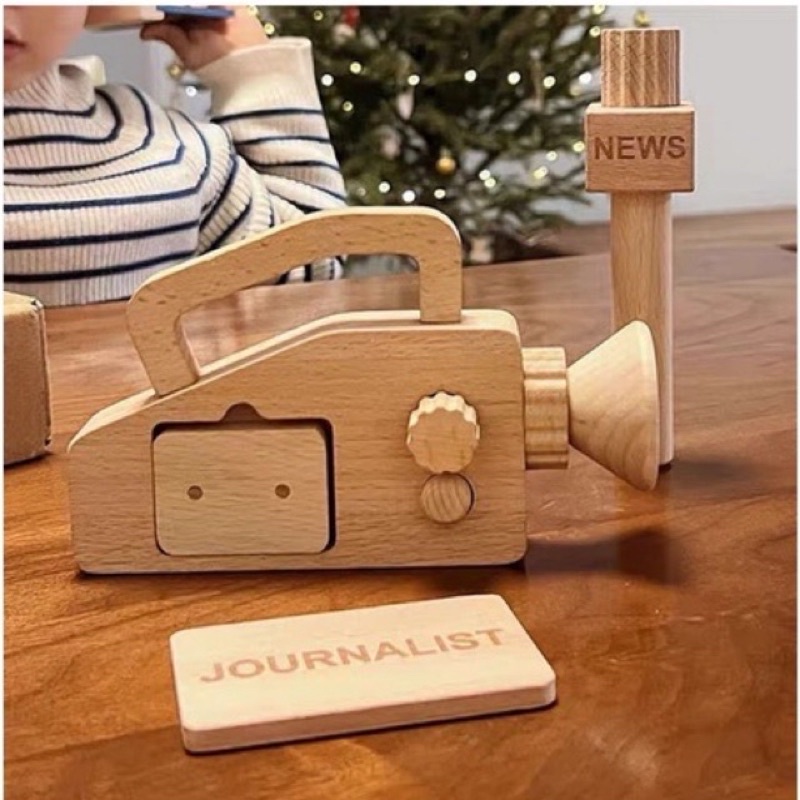 wooden reporter play set journalist pretend plays mainan menjadi pewancara jurnalis - kado anak