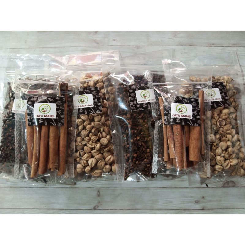 

Terhemat! Rempah Super/bumbu dapur/Rempah JSR/ Detox Rahim/Kapulaga, secang, cengkeh, kayu manis, bunga lawang, ketumbar