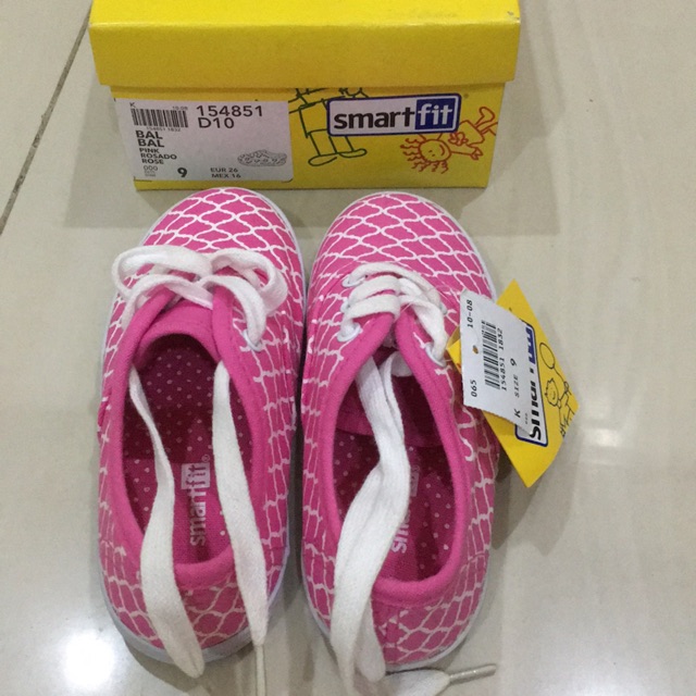 Sepatu/ shoes sneaker untuk anak cewek/perempuan tk merk smart fit