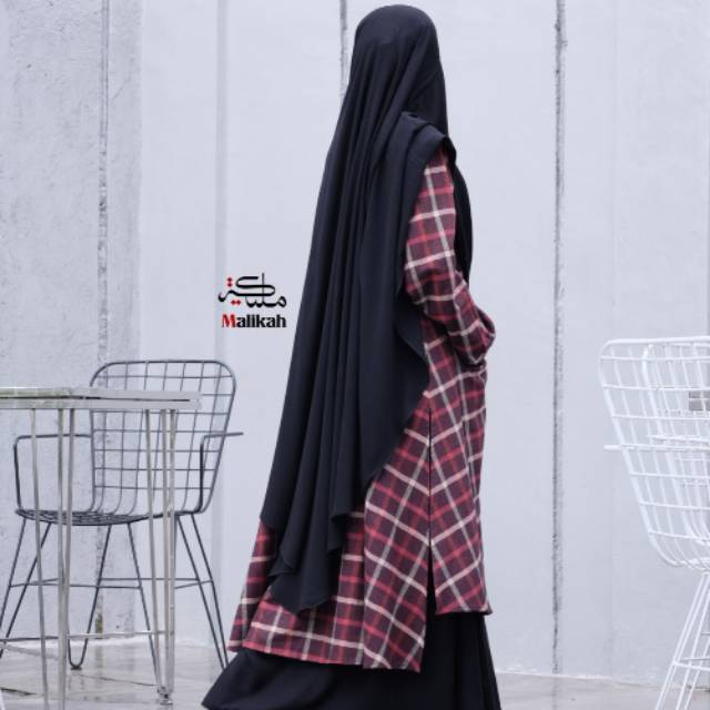Tsabita abaya malikah