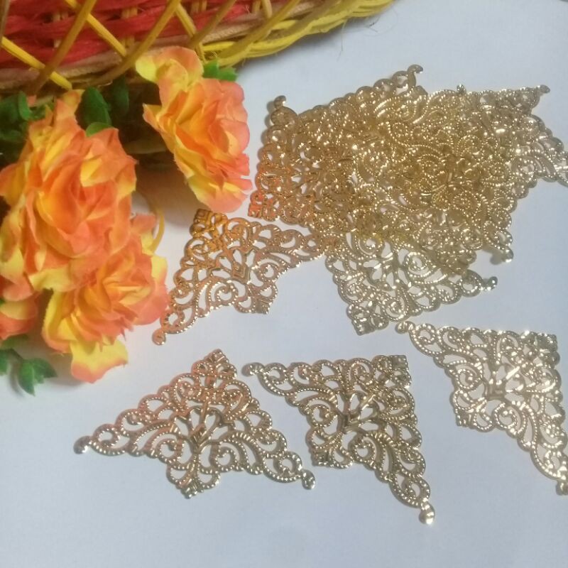 LEMPENG SUDUT EMAS SIKU / CORNER HANTARAN HIASAN BOX HANTARAN