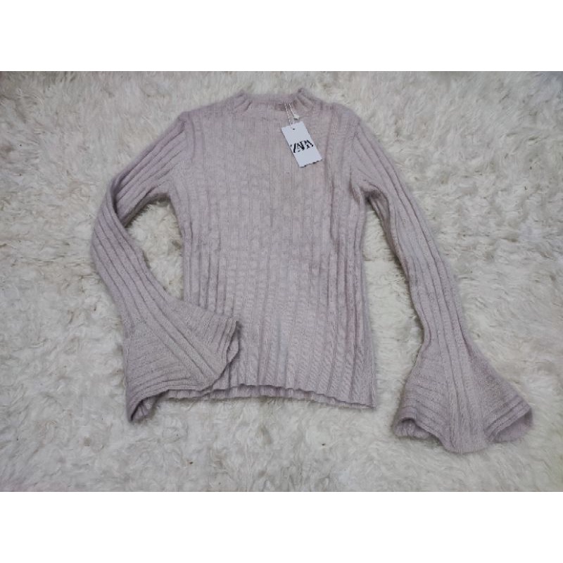 Sweater Fuzzy by ZARA