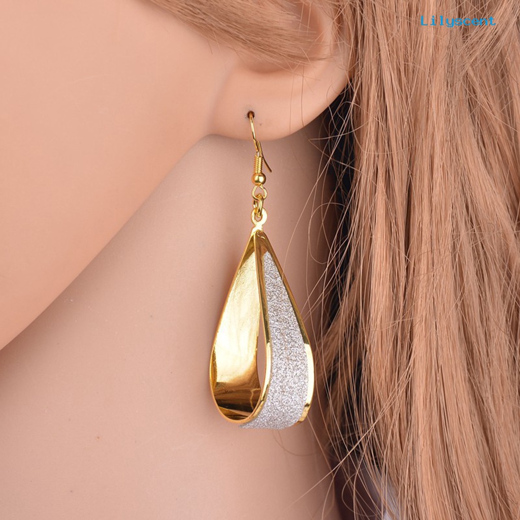 Anting Kait Bentuk Tetesan Air Model Hollow Bahan Alloy Untuk Pesta Pernikahan