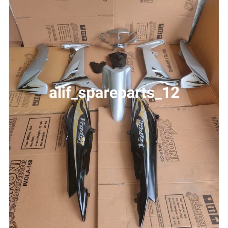 full body halus VEGA R NEW HITAM SILVER FULL STRIPING