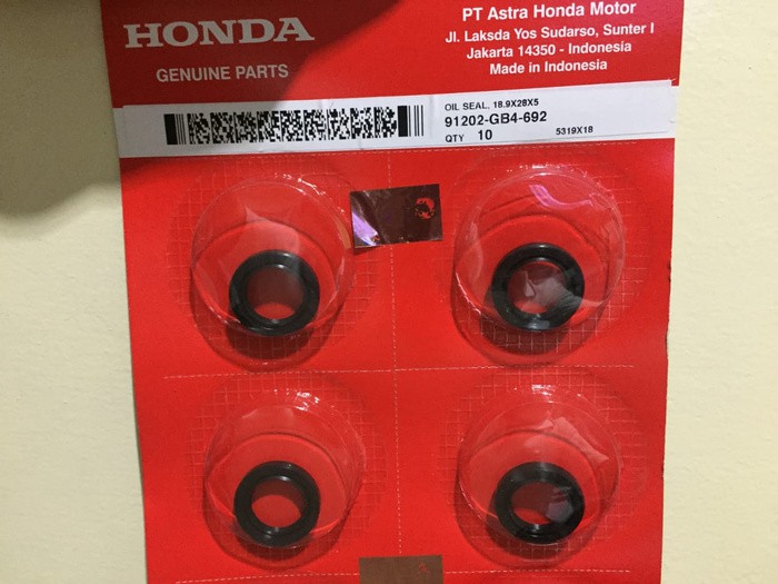 Seal Magnet, Magnet Grand, Supra Kecil (18,9 – 28 - 5) AHM (Asli Honda)