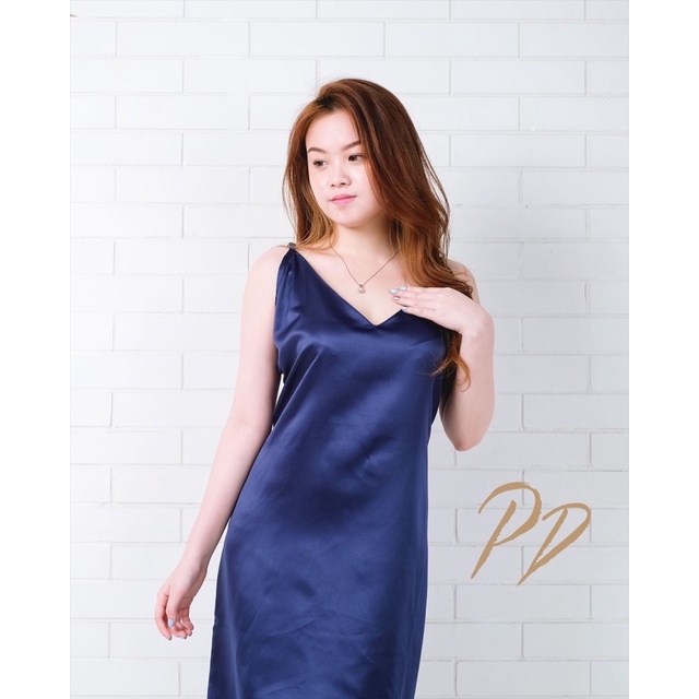 DRESS SATIN PREMIUM WITH ADJUSTABLE STRAP (SILKY SATIN ROBERTO CAVALI)