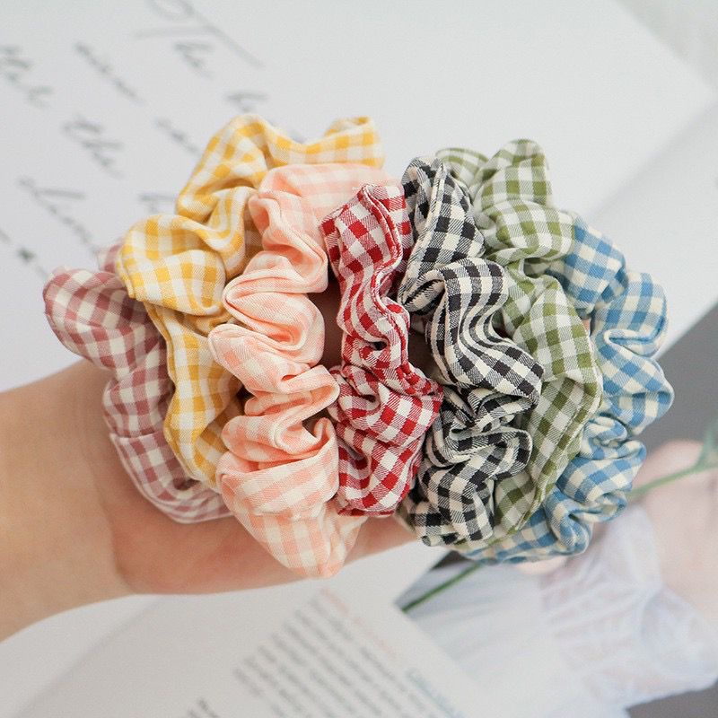 Ikat Rambut gaya Korea  scrunchie kunciran  rambut motif petak  Import