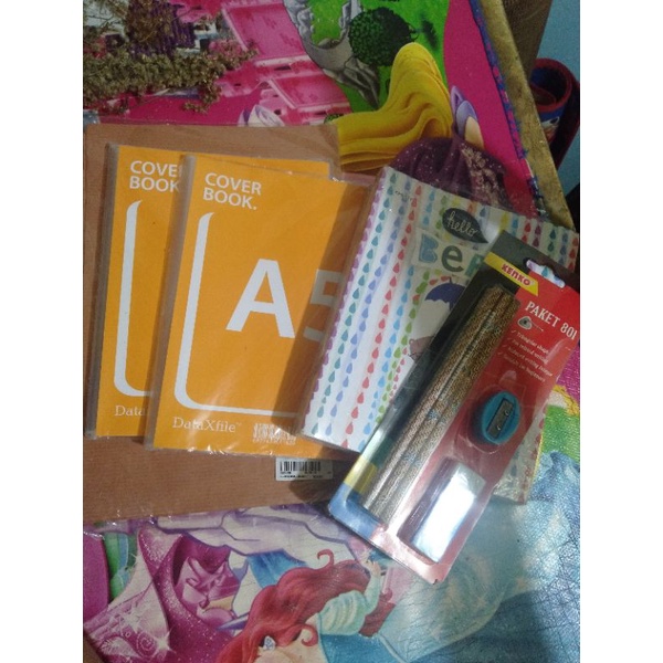 

Paket Hemat Buku Sekolah