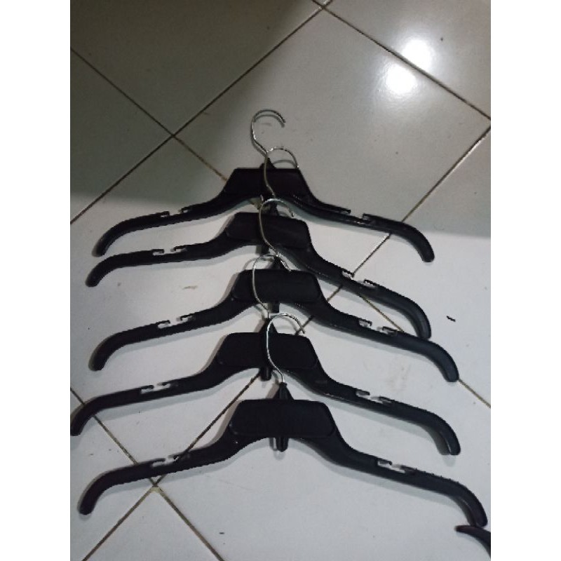 Hanger putar gantungan baju pakaian dewasa kaos untuk butik distro online shop toko gamis