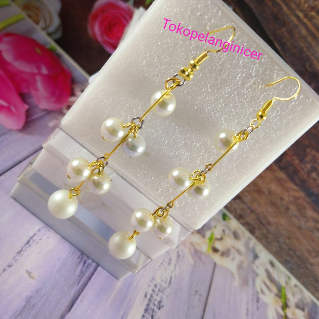 Anting mutiara susun  Handmade/Giwang korea murah / anting kekinian by  tokopelanginicer