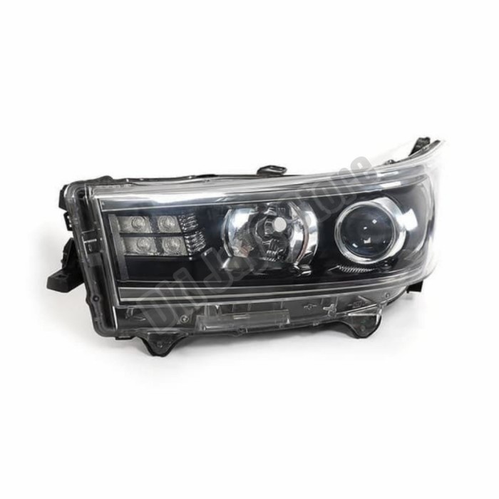 Headlamp Innova Reborn Venturer Original Quality - Rh Kanan Terjangkau