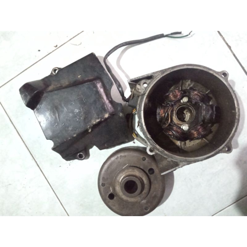 blok kiri bak kanan spul magnet pengapian set tutup rantai gl pro gl max black engine series ori cop